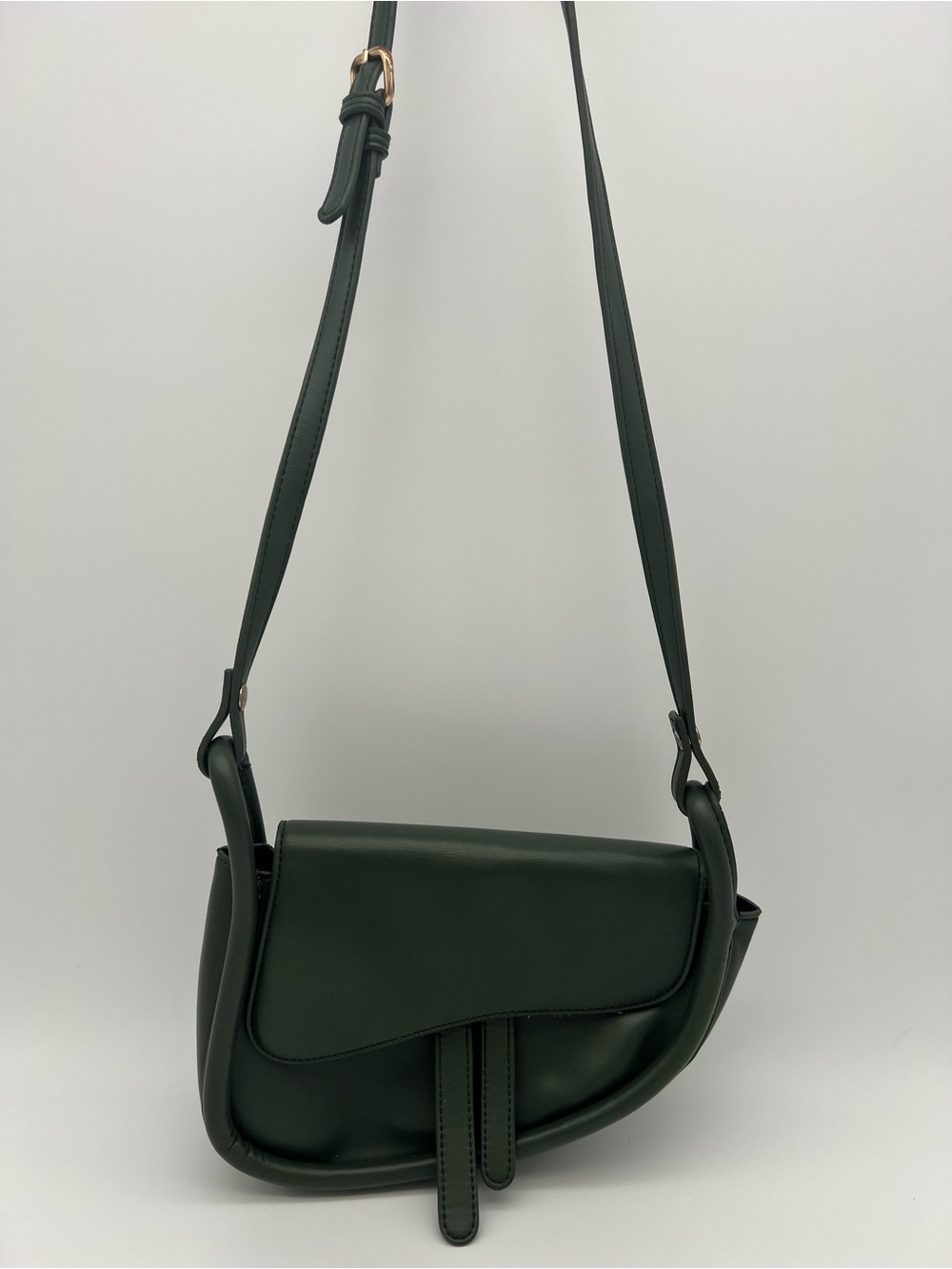 Urban Expressions Arlo Green Vegan Leather Front Flap Saddle Bag Crossbody Purse